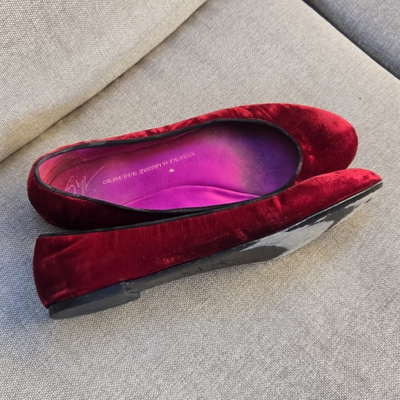 Giuseppe Zanotti Shoes - Giuseppe Zanotti Red Velvet Ballet Flats